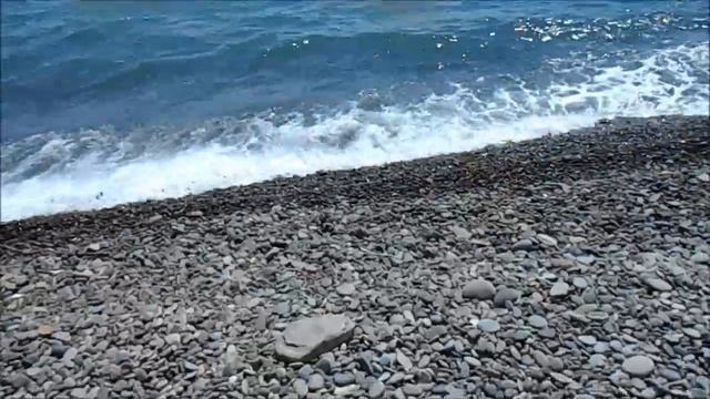 Новороссийск: как выглядят пляжи Широкой Балки в преддверии сезона? смотреть онлайн