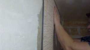 Ремонт в прихожей продолжается,