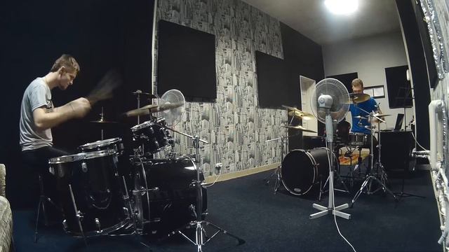DRUMMING 18.01 смотреть онлайн