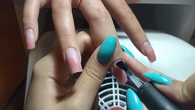 КОРРЕКЦИЯ ГЕЛЕВЫХ ТИПС??/НОВАЯ БАЗА С ПОТАЛЬЮ/НЕТ ПЕРФЕКЦИОНТЗМУ!?#коррекцияногтей #гелевыетипсы смотреть онлайн