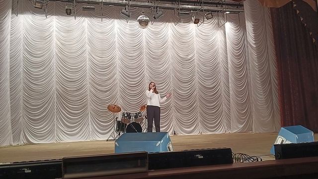 Чаунина Юлия с песней -   