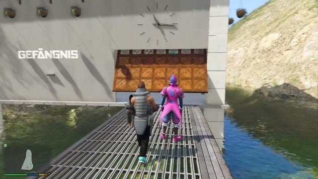 Joining Free Fire School In GTA 5 смотреть онлайн