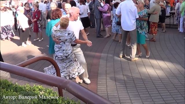 Обожаю снимать танцы этой пары! СМОТРИТЕ, ЭТО КРАСИВО!!! смотреть онлайн
