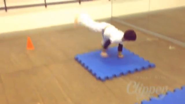Capoeira Infantil - Cordão de ouro Mangalot - Instrutor Efi смотреть онлайн