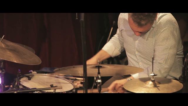 LUKMIL PEREZ drum solo - from "TITIYI" Joel HIERREZUELO - Studio de l'Ermitage смотреть онлайн