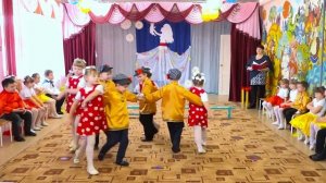 Танец: "Семечки - варенички"