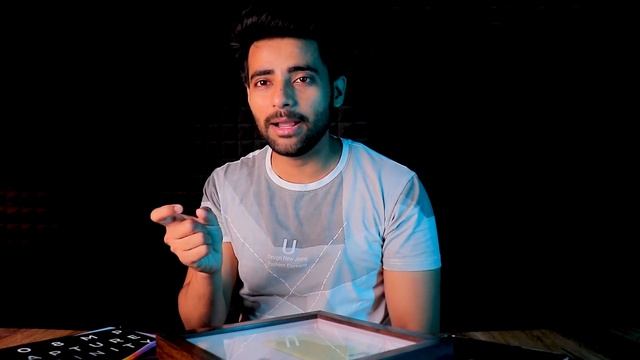 Realme 8 Pro Glowing back - Special Unboxing & First Look смотреть онлайн