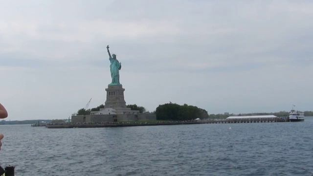 New York city - Статуя Свободы ( Big Apple ) смотреть онлайн