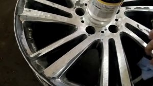 восстановление литых дисков автомобиля  дома