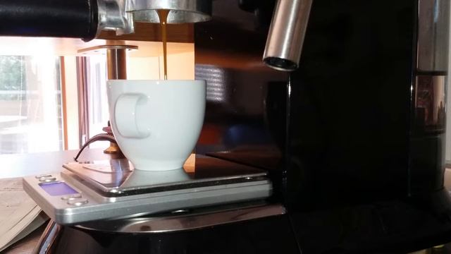 DeLonghi EC680 DeDica - Test смотреть онлайн