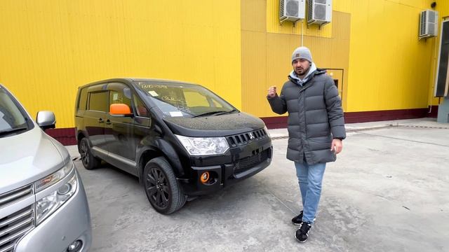 Какой минивэн выбрать? Honda Stepwgn, Nissan Elgrand или Mitsubishi Delica D5. Старые цены смотреть онлайн