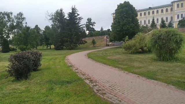 Неспешные прогулки по набережной канала реки Цна в Тамбове смотреть онлайн