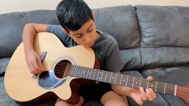 Baby Shark Doo Doo tune on Guiter 🦈🎸 #Nusery Rhyme #Kids Video #Guitar Player смотреть онлайн