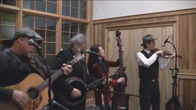 Kathy Boyd & Phoenix Rising - Living In Them Hills So Far Away смотреть онлайн