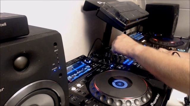 Classic Trance Mix/2-03-2022 смотреть онлайн
