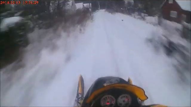 BRP Ski-Doo MXZ600 2006 год смотреть онлайн