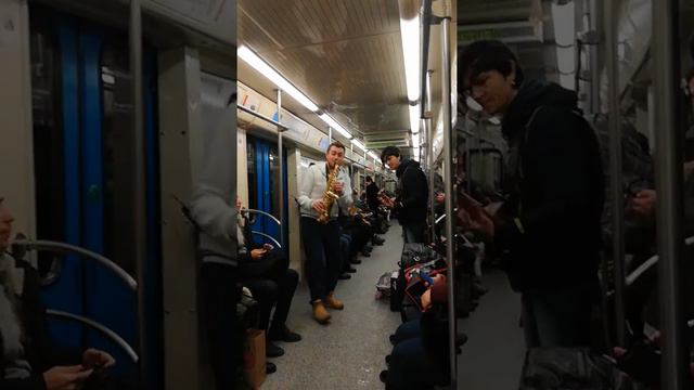 Музыка в метро смотреть онлайн