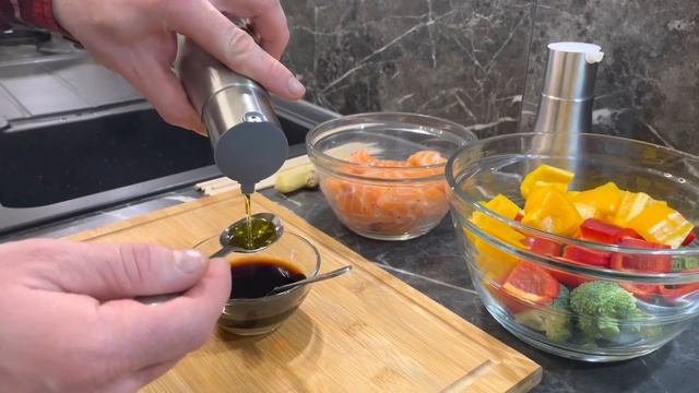 Шашлык из сëмги на шпажках| шашлык из рыбы| вкуснее лосося не пробовал смотреть онлайн