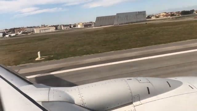 Naples-Landing at Napoli Airport-February 2019 смотреть онлайн