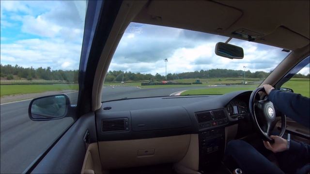 Mk4 Golf 2.8 v6 4motion on track смотреть онлайн