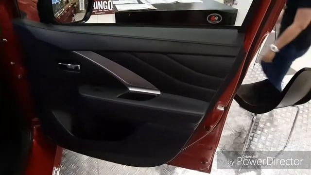Mitsubishi Xpander Top off The Line Model All Information || Walkaround смотреть онлайн