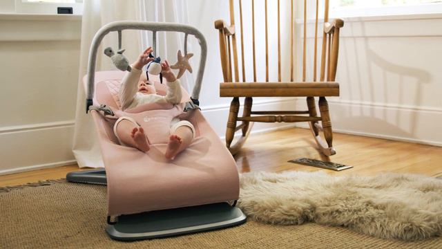 Three Modes - Ergobaby Bouncer: Evolve смотреть онлайн