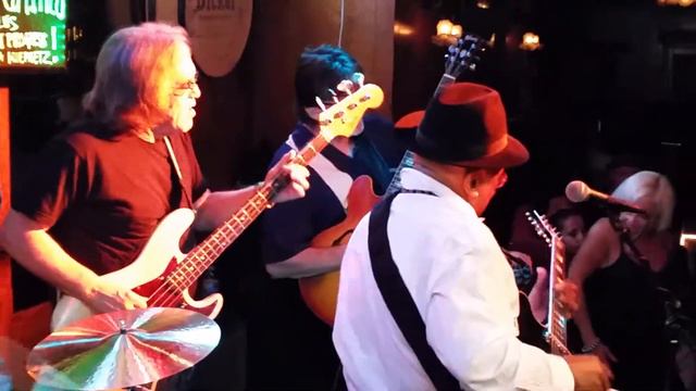 Roy Gaines - Monday April 20,2015 part 2 смотреть онлайн