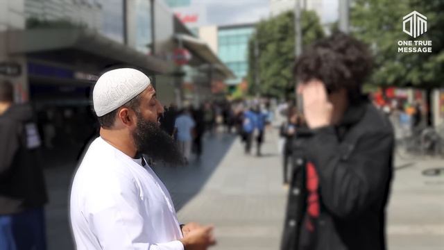 ‼️CHALLENGE - ‘If you convince me the Quran is from Allāh, I will 100% submit to it’ #otmfdawah смотреть онлайн