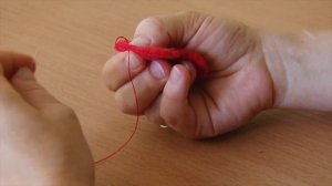 Как завязать узел на ткани, если дошил или заканчивается нитка