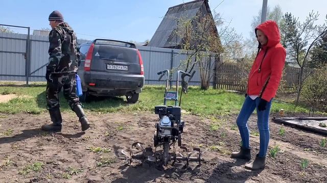 #10 КУПИЛА ЗАБРОШЕННУЮ ДАЧУ/ ОГОРОД МОЙ БЕЗОБРАЗНЫЙ/НАЧАЛОСЬ ПРЕОБРАЖЕНИЕ БЕЗОБРАЗНОГО ОГОРОДА смотреть онлайн