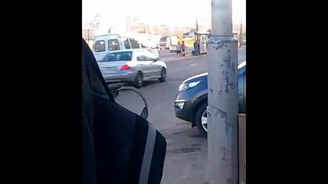 ДСК-3, Бардак на Боровском шоссе, Разделение остановок автобуса смотреть онлайн