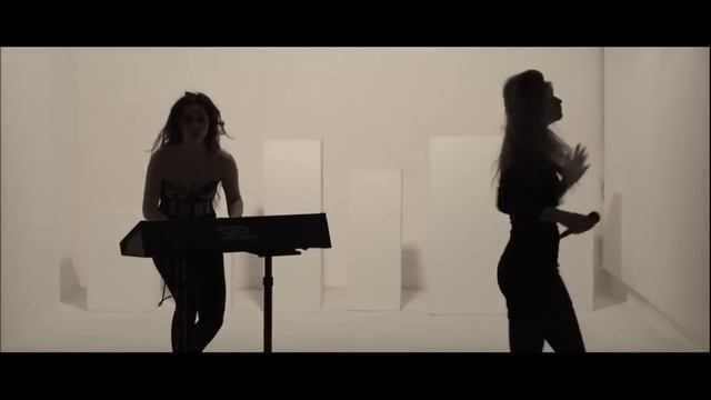 Kaleida Think с переводом смотреть онлайн