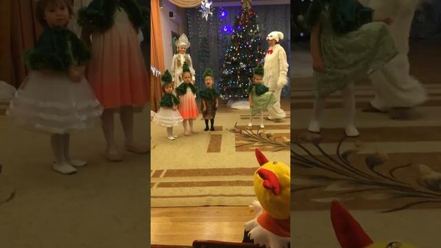 Как надо рассказывать стихи в детском саду! смотреть онлайн