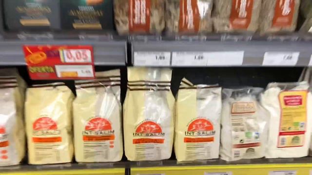 Карантин в Испании. Что происходит на улицах. смотреть онлайн