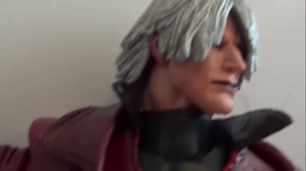 Neca devil may cry dante figure