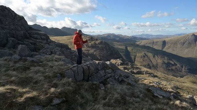 How I choose my lenses on location. Is a 24-200mm all purpose lens any good?