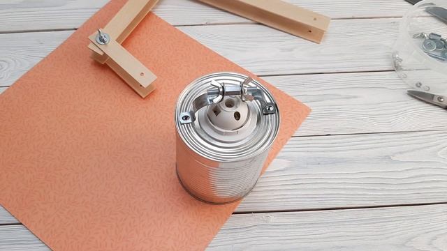 DIY - Лампа из Консервной Банки! Настольная Лампа с КОМИКСОМ Своими Руками! смотреть онлайн