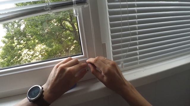 Как самому установить горизонтальные жалюзи на струне? (часть 2) смотреть онлайн