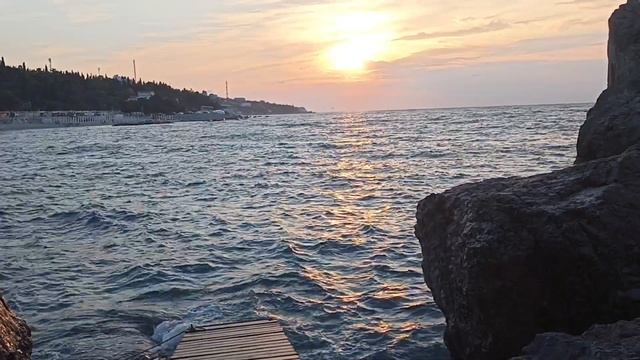 Заговор "Из дверей в двери, из ворот в ворота... " смотреть онлайн