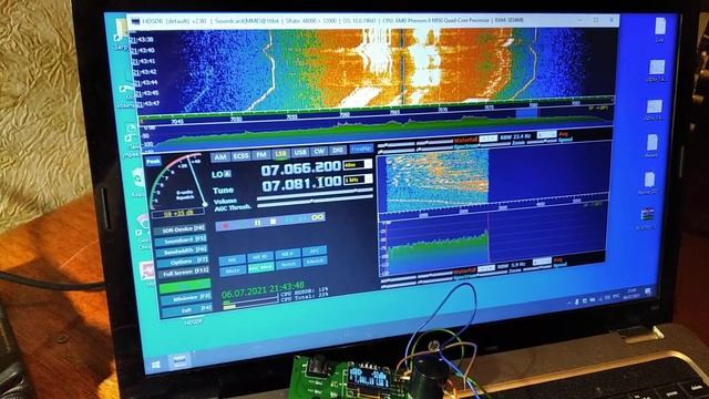 USDX MICRO HDSDR CAT смотреть онлайн