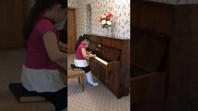 Назаретян Мане - Інна Мохначёва "Українська пісня"; С.Майкапар "Вальс" смотреть онлайн