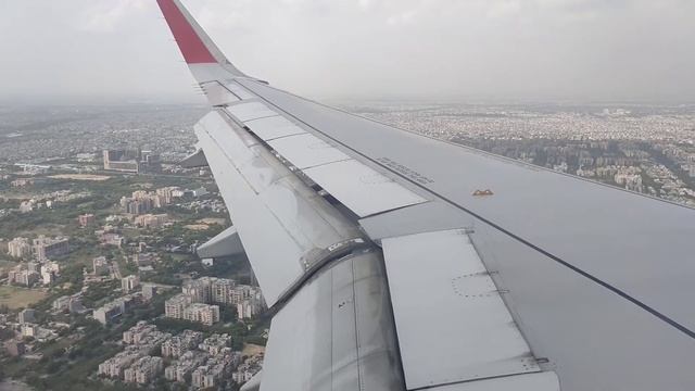 delhi views from airplanes | delhi airport landing video | Delhi airport | airport status | #delhi смотреть онлайн