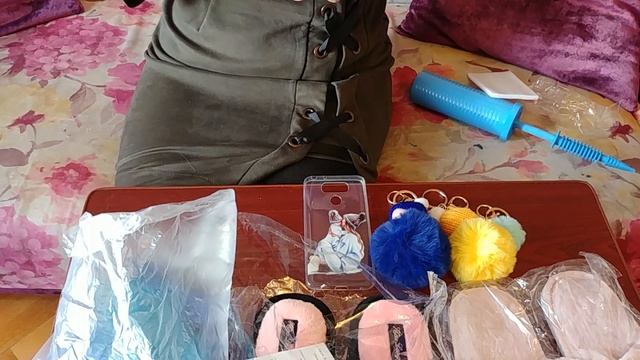 АЛИЭКСПРЕСС РАСПАКОВКА ПОСЫЛОК - БРЕЛКИ, ТАПКИ, ПОМПОНЫ, ШАРИКИ смотреть онлайн