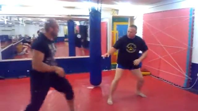 Совместная тренировка в спорт - клубе "Ярый" смотреть онлайн