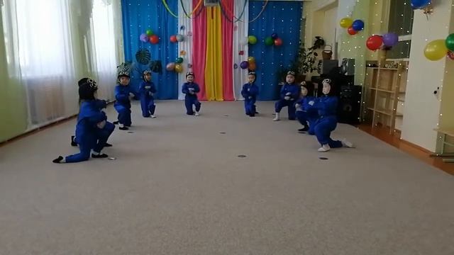 Танец "Летчики" (5-6 лет, МБДОУ "Сказка") смотреть онлайн