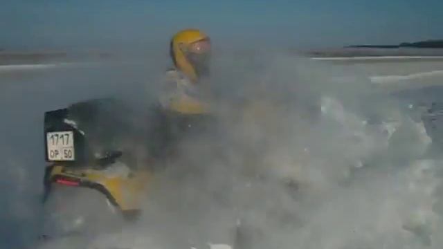 тест нового BRP на гусеницах apache смотреть онлайн