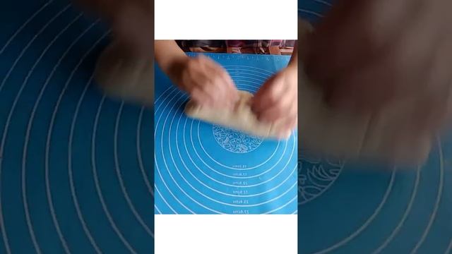пирожки на скорую руку с очень вкусной начинкой?? смотреть онлайн