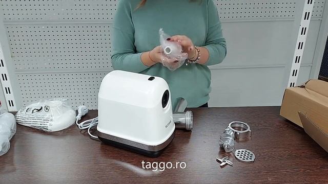 Masina de tocat electrica cu accesorii pentru carnati, Victronic 1300 W смотреть онлайн