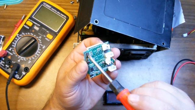 Лабораторный блок питания , новый вольтметр - амперметр. смотреть онлайн