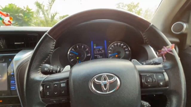 Toyota Fortuner का Best Feature | idle start and stop | आप भी जान लिजिए | смотреть онлайн